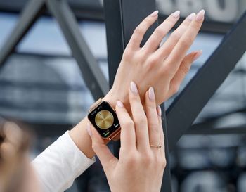 Smartwatch damski Garett GRC STYLE złoty stalowy na bransolecie.  Smartwatch damski Garett (1).jpg